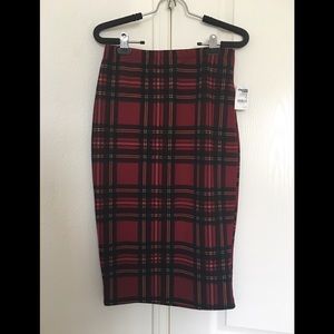 NWT Charlotte Russe Red Stretch Plaid Pencil Skirt
